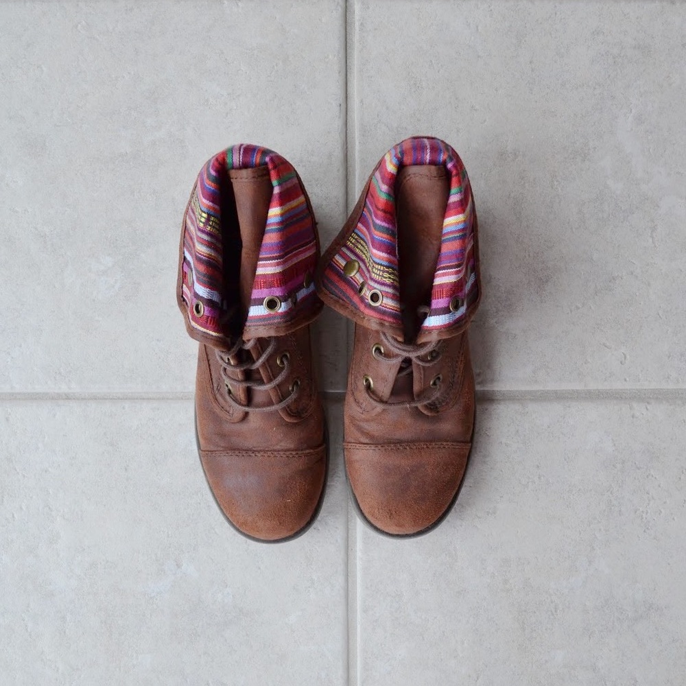 American Eagle Fold-Down Ankle Boots